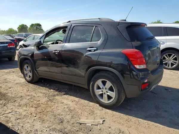 3GNCJLSB6LL318438 2020 CHEVROLET TRAX - Image 2