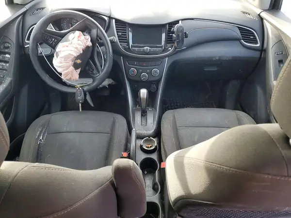 3GNCJLSB6LL320822 2020 CHEVROLET TRAX - Image 8
