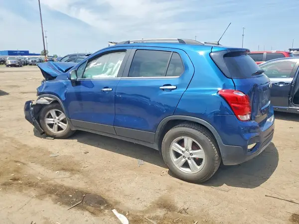 3GNCJLSB6LL323638 2020 CHEVROLET TRAX - Image 2