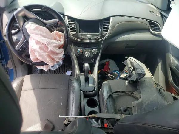 3GNCJLSB6LL323638 2020 CHEVROLET TRAX - Image 8