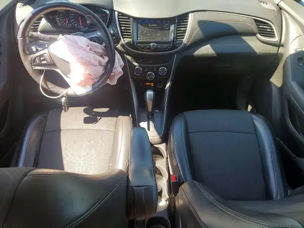 3GNCJLSB6LL332839 2020 CHEVROLET TRAX - Image 8