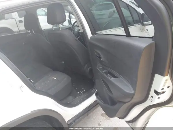 3GNCJLSB7GL141923 2016 CHEVROLET TRAX - Image 8