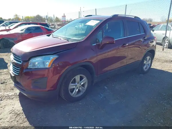 3GNCJLSB7GL198977 2016 CHEVROLET TRAX - Image 2