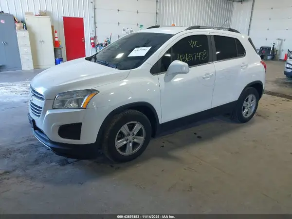 3GNCJLSB7GL219407 2016 CHEVROLET TRAX - Image 2