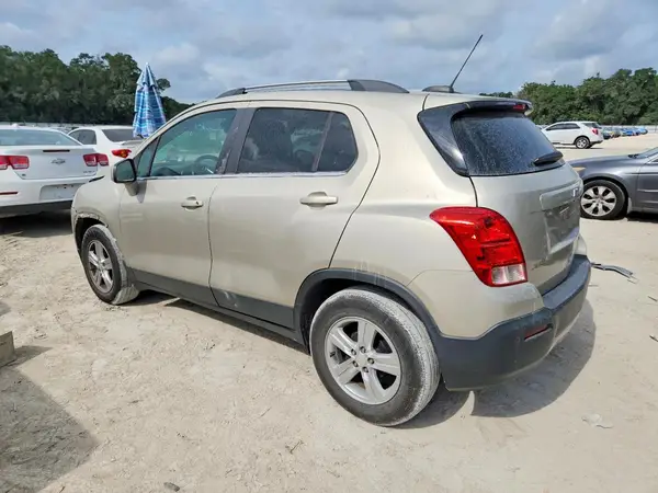 3GNCJLSB7GL245439 2016 CHEVROLET TRAX - Image 2