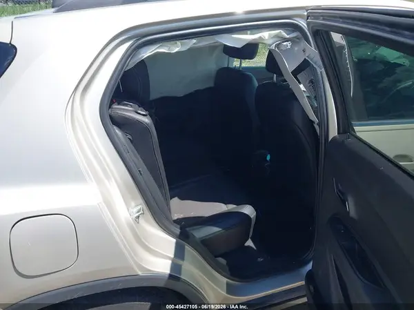3GNCJLSB7GL269594 2016 CHEVROLET TRAX - Image 8