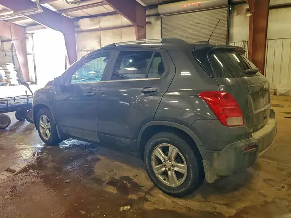 3GNCJLSB7GL276514 2016 CHEVROLET TRAX - Image 2