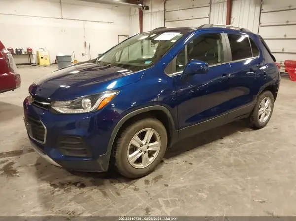 3GNCJLSB7HL130485 2017 CHEVROLET TRAX - Image 2
