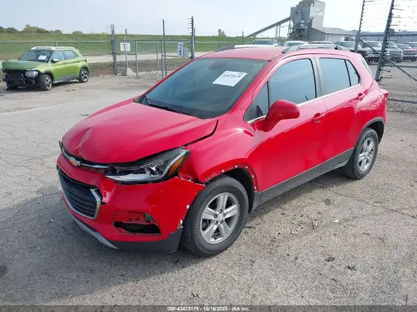 3GNCJLSB7HL150316 2017 CHEVROLET TRAX - Image 2
