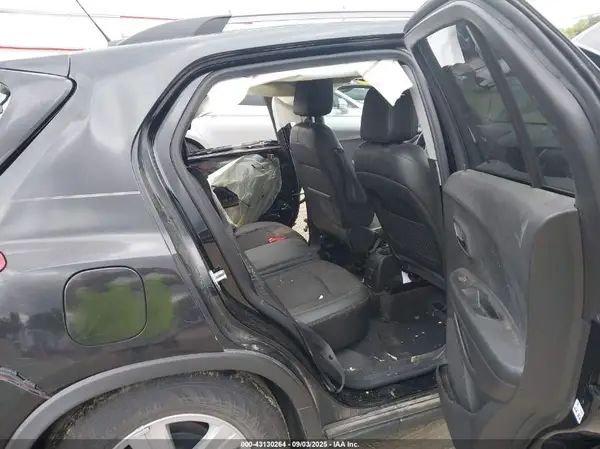 3GNCJLSB7HL150994 2017 CHEVROLET TRAX - Image 8