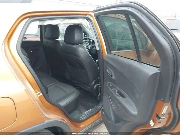 3GNCJLSB7HL153040 2017 CHEVROLET TRAX - Image 8