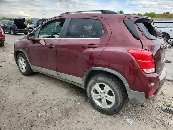 3GNCJLSB7HL155810 2017 CHEVROLET TRAX - Image 2
