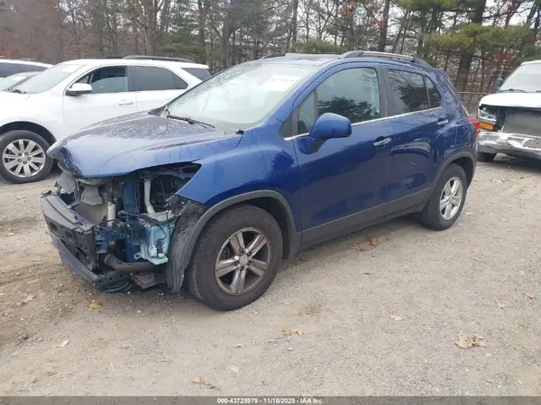 3GNCJLSB7HL169867 2017 CHEVROLET TRAX - Image 2