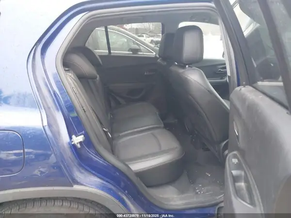 3GNCJLSB7HL169867 2017 CHEVROLET TRAX - Image 8