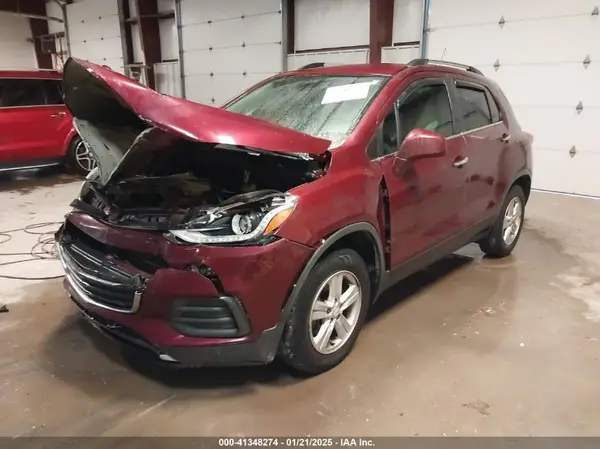 3GNCJLSB7HL195272 2017 CHEVROLET TRAX - Image 2