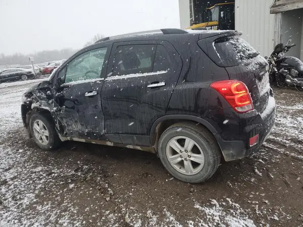 3GNCJLSB7HL242770 2017 CHEVROLET TRAX - Image 2