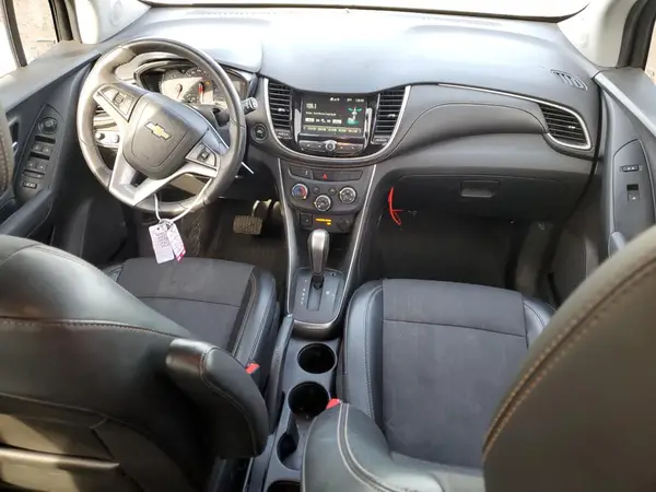 3GNCJLSB7HL264042 2017 CHEVROLET TRAX - Image 8