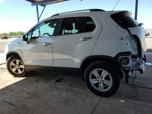 3GNCJLSB7HL268270 2017 CHEVROLET TRAX - Image 2