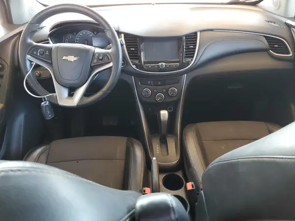 3GNCJLSB7HL268270 2017 CHEVROLET TRAX - Image 8
