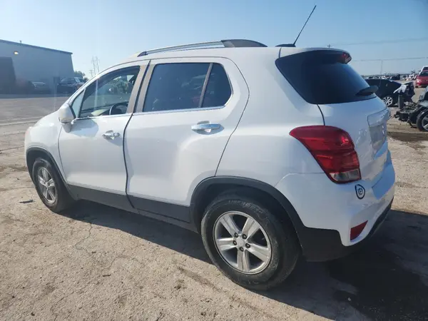 3GNCJLSB7HL278491 2017 CHEVROLET TRAX - Image 2