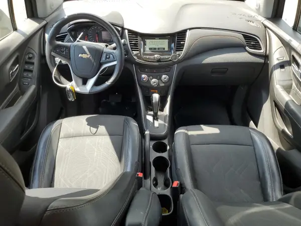 3GNCJLSB7HL278801 2017 CHEVROLET TRAX - Image 8