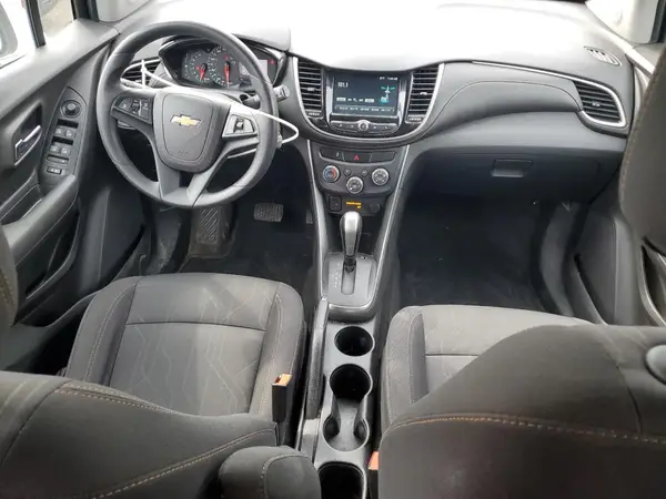 3GNCJLSB7HL281603 2017 CHEVROLET TRAX - Image 8