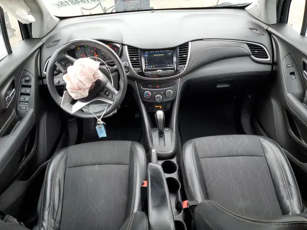3GNCJLSB7JL180275 2018 CHEVROLET TRAX - Image 8