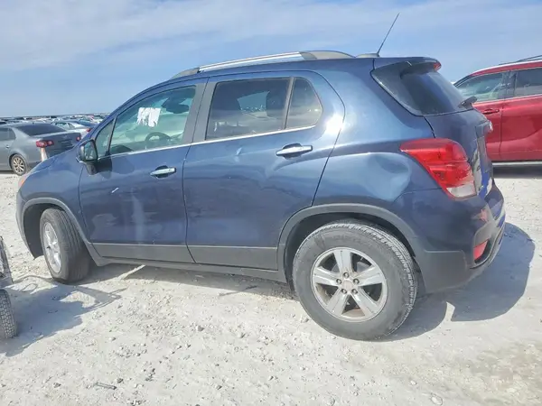 3GNCJLSB7JL254679 2018 CHEVROLET TRAX - Image 2