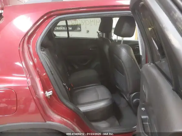 3GNCJLSB7JL264192 2018 CHEVROLET TRAX - Image 8