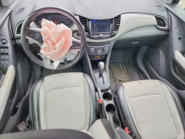 3GNCJLSB7JL274480 2018 CHEVROLET TRAX - Image 8