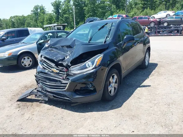 3GNCJLSB7JL292672 2018 CHEVROLET TRAX - Image 2