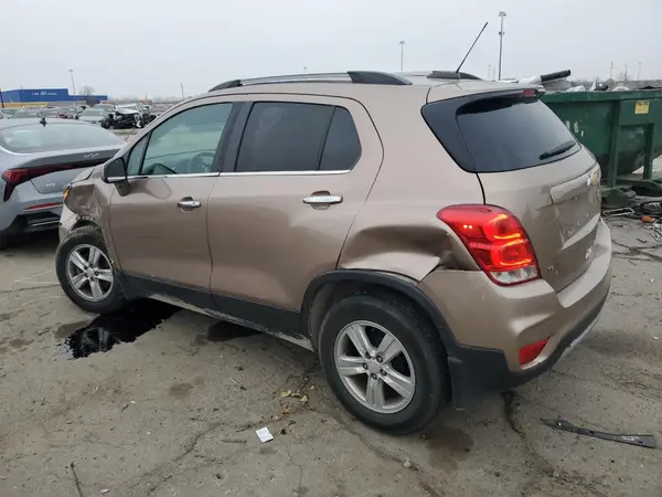 3GNCJLSB7JL311348 2018 CHEVROLET TRAX - Image 2