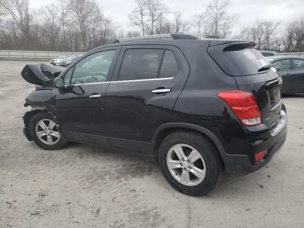 3GNCJLSB7JL333253 2018 CHEVROLET TRAX - Image 2