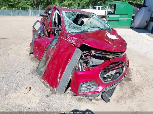 3GNCJLSB7JL337397 2018 CHEVROLET TRAX - Image 1