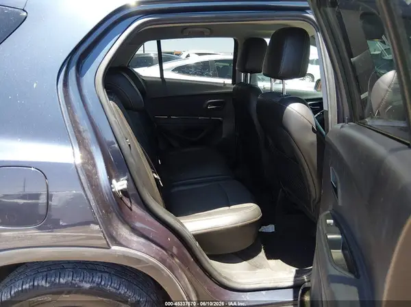 3GNCJLSB7JL362283 2018 CHEVROLET TRAX - Image 8