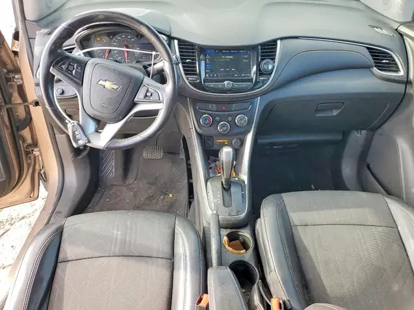 3GNCJLSB7JL367578 2018 CHEVROLET TRAX - Image 8