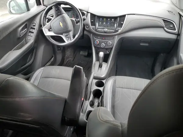 3GNCJLSB7JL389760 2018 CHEVROLET TRAX - Image 8