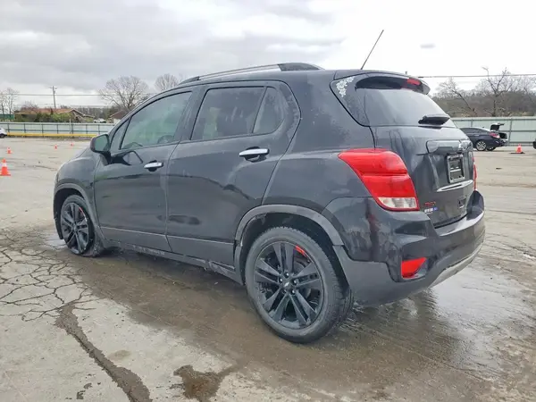 3GNCJLSB7JL411160 2018 CHEVROLET TRAX - Image 2