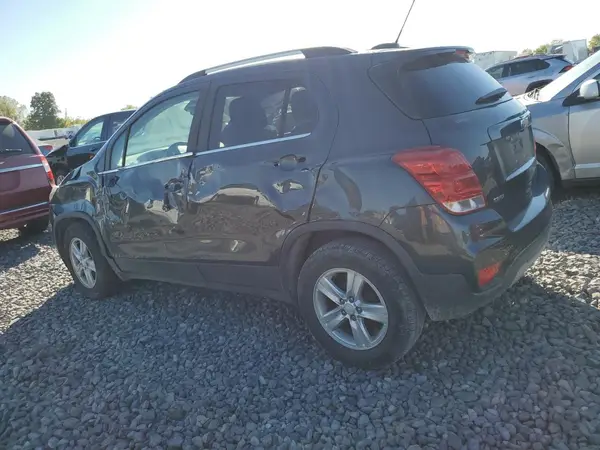3GNCJLSB7KL115847 2019 CHEVROLET TRAX - Image 2