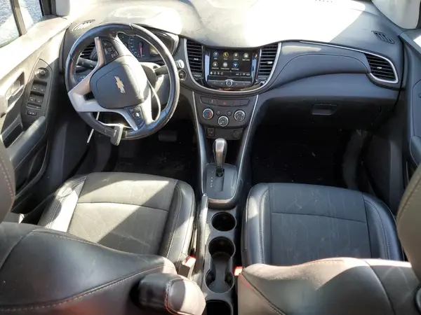 3GNCJLSB7KL115847 2019 CHEVROLET TRAX - Image 8