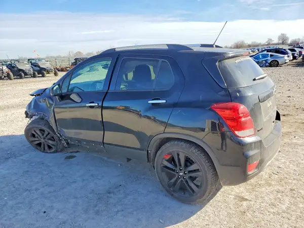 3GNCJLSB7KL133104 2019 CHEVROLET TRAX - Image 2