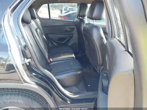 3GNCJLSB7KL144605 2019 CHEVROLET TRAX - Image 8