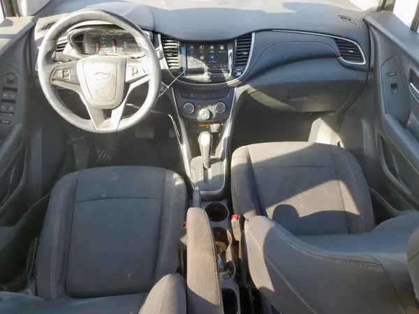3GNCJLSB7KL160707 2019 CHEVROLET TRAX - Image 8