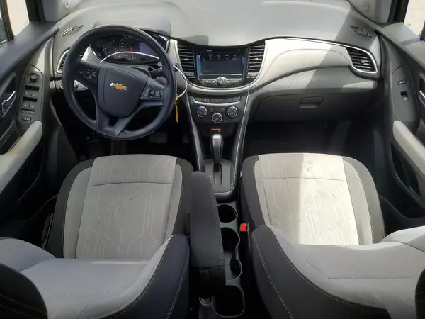 3GNCJLSB7KL163901 2019 CHEVROLET TRAX - Image 8