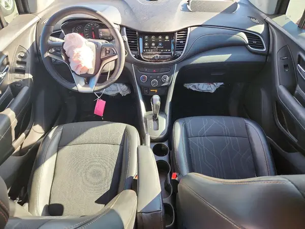 3GNCJLSB7KL177135 2019 CHEVROLET TRAX - Image 8