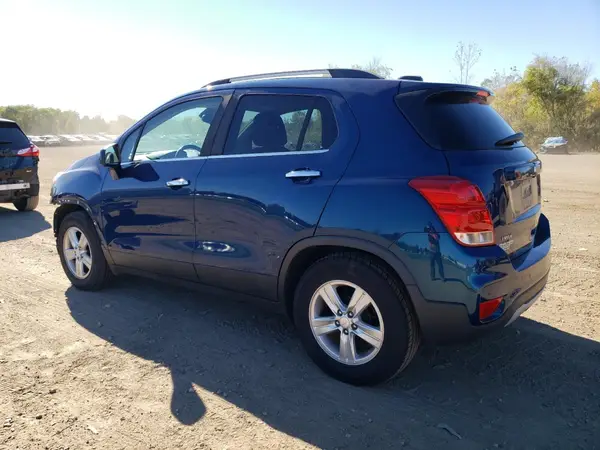 3GNCJLSB7KL179404 2019 CHEVROLET TRAX - Image 2