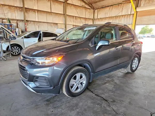 3GNCJLSB7KL184716 2019 CHEVROLET TRAX - Image 1