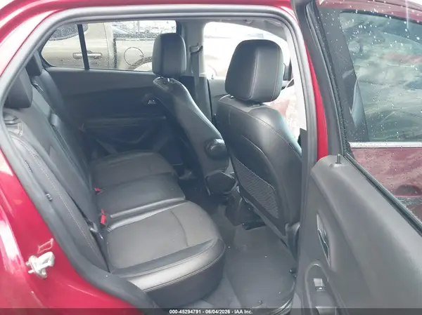 3GNCJLSB7KL203779 2019 CHEVROLET TRAX - Image 8