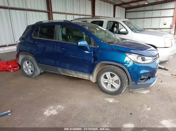 3GNCJLSB7KL207282 2019 CHEVROLET TRAX - Image 1