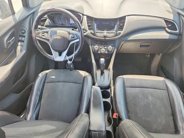 3GNCJLSB7KL208190 2019 CHEVROLET TRAX - Image 8